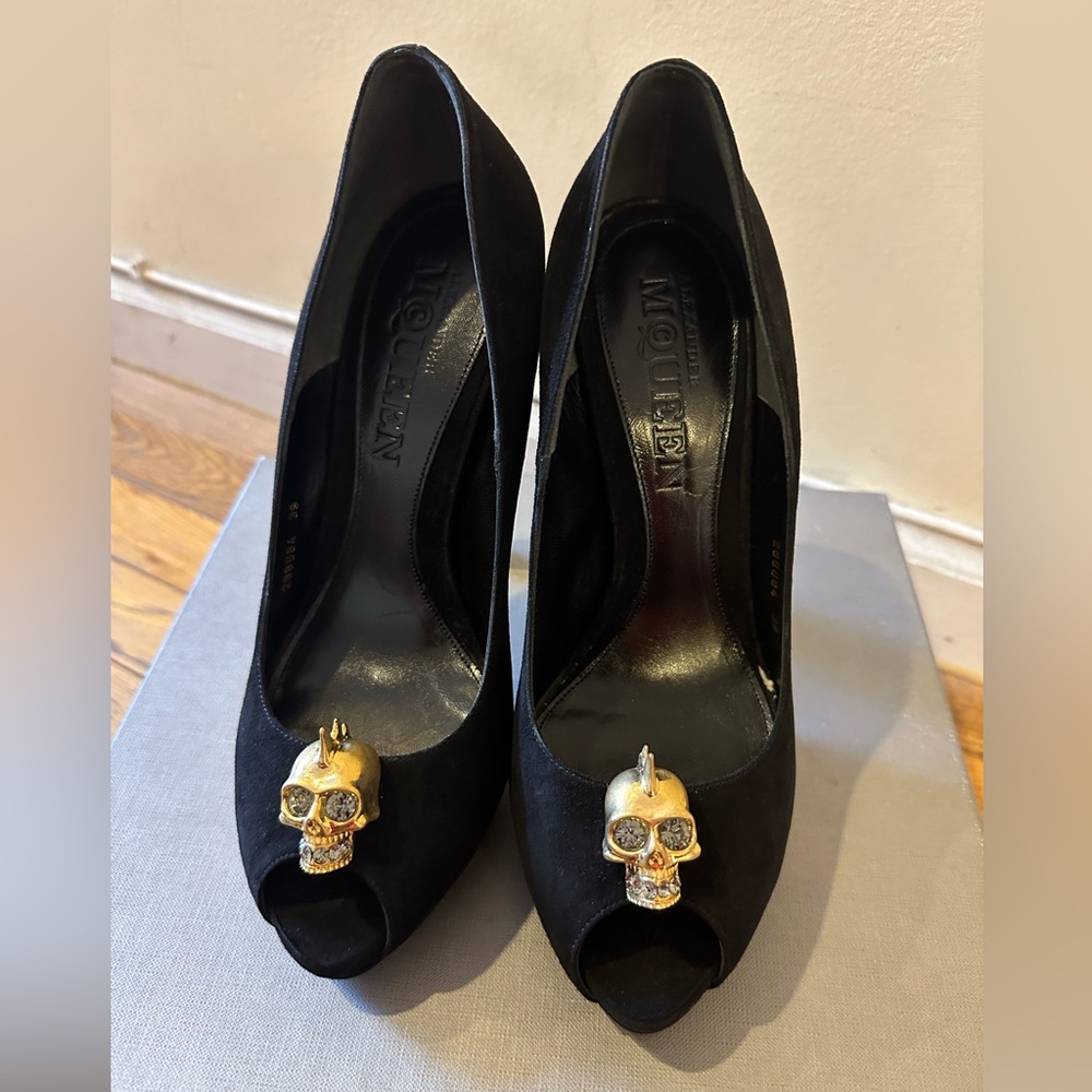 Alexander McQueen Black Suede Skull Heels